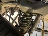 お車を安心してお乗りいただく為には、足回りの定期点検が欠かせません。サービスサポート(有償保証)では無料点検もご提供しており、安心のカーライフをお過ごしいただけるサポート体制が整っています。