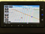 ナビを装備。タッチパネル式で使いやすく、お出かけもラクラクです。