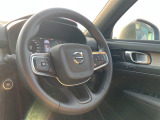 XC40 B4 AWD インスクリプション 4WD 4WD 本革シート