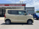 当社は輸入車・国産車の正規ディーラーも運営しており、指定整備工場・認証工場を取得しております。納車前、納車後の点検・車検もお任せください!