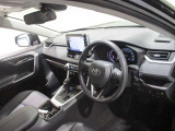 ■見通しのよいすっきりとした視界で、誰でも運転しやすいです。運転のしやすさは疲れにくさにも繋がりますよ♪