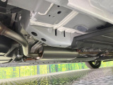 お車を安心してお乗りいただく為には、足回りの定期点検が欠かせません。サービスサポート(有償保証)では無料点検もご提供しており、安心のカーライフをお過ごしいただけるサポート体制が整っています。