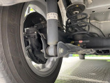お車を安心してお乗りいただく為には、足回りの定期点検が欠かせません。サービスサポート(有償保証)では無料点検もご提供しており、安心のカーライフをお過ごしいただけるサポート体制が整っています。