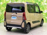 タント ファンクロス 4WD 