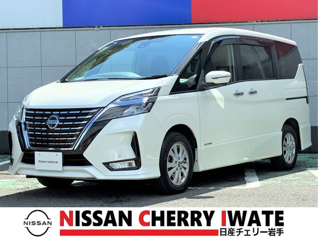 セレナ 2.0 ハイウェイスターV 4WD