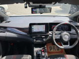 運転席まわりです。細かいオプションなど、気になるところがあればお気軽にメールやお電話等でお問合せください。