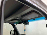 たとえばダイハツのお店にある、たくさんのスマアシ搭載車は、正常に作動する事をしっかり確認します。
