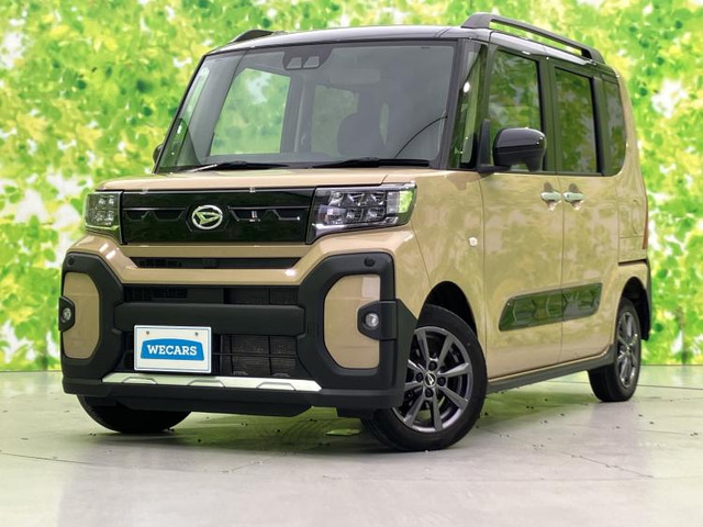タント ファンクロス 4WD