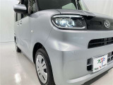 明るいライトが夜道を明るく照らしてくれます。 運転する上で、道路状況をいかに早く認識できるか重要なポイントです。 白色光が暗い道も明るく照らしてくれますよ。