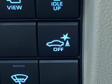 【パーキングサポートブレーキ】駐車時などの低速走行時にアクセルとブレーキを間違え、壁や車などとの衝突の恐れがある場合にブレーキを作動させ衝突回避をサポート。うっかり事故の予防に役立ちます!