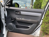 ☆クルマ買ったらエンジンオイル無料のテクノオートリアルです。納車時より走行距離4000キロ又は6ヶ月に一回のペースでご来店していただければ、エンジンオイル交換が無料です!工賃・オイル代金が0円!