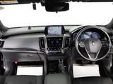 禁煙車です!室内は嫌なニオイも無く、すごく綺麗な状態です!禁煙車・・特にセダンタイプのお車では少ないですよね!!タバコのニオイが苦手なお客様必見です!快適にご乗車頂けます!!