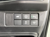 【パワーバックドア】スマートキーや運転席のボタンを押すだけでリアゲートが自動で開閉します!荷物を持っている時や、高い位置にあるバックドアを閉める際に便利な機能です♪