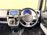 運転しやすいインパネ周りです。見やすいレイアウトで快適なドライブをサポートします☆☆