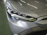 Bi-Beam LEDランプ+LEDシーケンシャルターンランプ+LEDクリアランスランプが付いています。