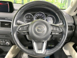 【純正革巻きステアリング】上質な革を使用することで、手にしっかり馴染みとても運転しやすいハンドルです♪