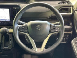 【ステアリングスイッチ】運転中、前方から目線をそらすことなく、オーディオ等の操作が可能な便利機能!安心&快適なドライブを演出してくれます♪