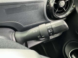 【オートライト】車外の明るさに応じて自動的にライトの点灯・消灯をしてくれます