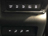 運転席回りのスイッチで安全装備のON/OFFも簡単に!