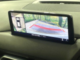 【360&deg;ビューモニター】専用のカメラにより、上から見下ろしたような視点で360度クルマの周囲を確認することができます☆死角部分も確認しやすく、狭い場所での切り返しや駐車もスムーズに行えます。