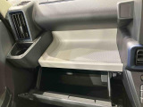 弊社では、お車を納車してからが本当のお付き合いのスタートだと思っています。お客様に頼りにされる「お店」を目指しています!
