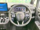 【純正革巻きステアリング】上質な革を使用することで、手にしっかり馴染みとても運転しやすいハンドルです♪