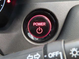 スマートキー装備車なので、キーを取り出さなくてもエンジン始動が可能です。