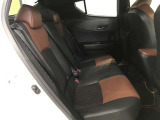 ゆとりある広々とした車内空間は、ドライブを始め買い物やレジャーなど、幅広く活躍します。一人でもみんなとでもお出かけを楽しみましょう!