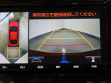 バックモニターはもちろん、パノラミックビューモニターも付いております。車庫入れなども安心です♪