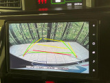 【バックカメラ】駐車時に後方がリアルタイム映像で確認できます。大型商業施設や立体駐車場での駐車時や、夜間のバック時に大活躍!運転スキルに関わらず、今や必須となった装備のひとつです!