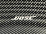 【BOSEサウンドシステム】メーカーオプションの高品位サウンドシステムを搭載。専用のチューニングが施された大小様々なスピーカーから良質なサウンドが奏でられ、臨場感あふれる音響空間を演出します。