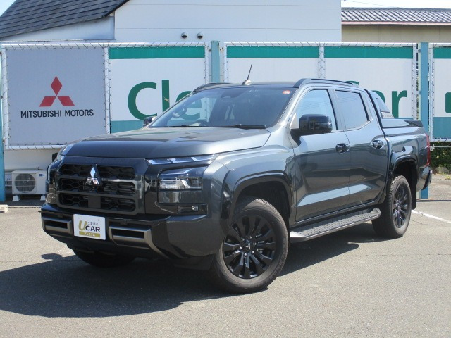 トライトン 2.4 GSR ディーゼル 4WD