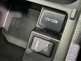 こちらのクルマはHDMI接続コネクタも装備されています♪スマホに接続すればお好きな音楽や映像も流せます!今の時代、さまざまな方法で音楽や動画を楽しめますね!