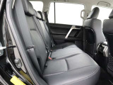 ゆとりある広々とした車内空間は、ドライブを始め買い物やレジャーなど、幅広く活躍します。一人でもみんなとでもお出かけを楽しみましょう!