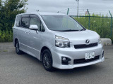 ヴォクシー 2.0 ZS 4WD 社外フルセグナビ・バックカメラ