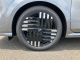 アルミホイール装着しております。205/50R17