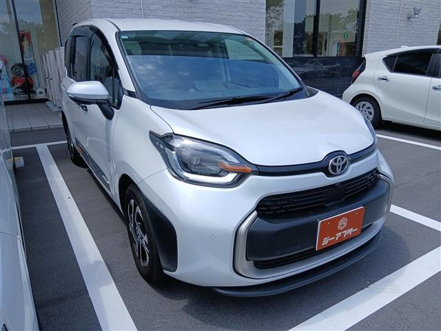 シエンタ ハイブリッド 1.5 Z 禁煙車 純正10インチナビ 全周囲カメラ