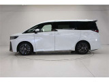 HV車です。ガソリン車より燃費もよく静かで滑らかな走りです。