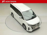 両側パワースライドドア付きだから、狭い駐車スペースなどでの乗り降りラクラク♪小さなお子さまのいるご家庭には嬉しい装備です。