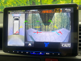 【パノラミックビューモニター】専用のカメラにより、上から見下ろしたような視点で360度クルマの周囲を確認することができます☆死角部分も確認しやすく、狭い場所での切り返しや駐車もスムーズに行えます。