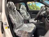 運転席シート廻りは使用感も少なく、良好な状態となっています。丁寧に使われていたことがよくわかりますね。