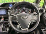 【ステアリングスイッチ】運転中、前方から目線をそらすことなく、オーディオ等の操作が可能な便利機能!安心&快適なドライブを演出してくれます♪