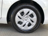タイヤサイズは185/65R15です