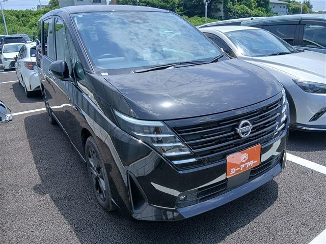 セレナ 2.0 XV 禁煙車 アルパイン11型ディスプレイ