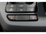 シートヒーター装備車両♪♪寒い冬はもちろん♪肌寒い春先・秋口まで活躍してくれるあると嬉しい装備です♪♪