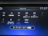 USBタイプA・タイプC・HDMI接続が可能です。Apple CarPlayやAndroid Auto連携機能もあります。携帯電話のワイヤレス充電にも対応。
