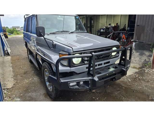 ランドクルーザー70 3.5 LX ディーゼル 4WD 