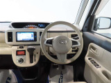 操作しやすい運転席シート回りスイッチ&レバー類