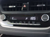 オートエアコン付きで快適です♪