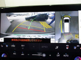 パノラミックビューモニター付きです。車両を上から見たような映像をディスプレイオーディオ画面に表示、運転席からの目線だけでは見にくい、車両周辺の状況をリアルタイムでしっかり確認できます。